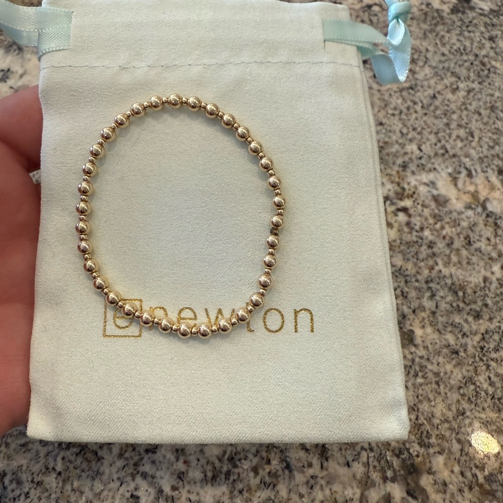 eNewton 4mm Gold Bracelet